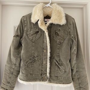 Corduroy jacket.By Jennifer Lopez. New W/O tag. High quality. Very warm. Size S.